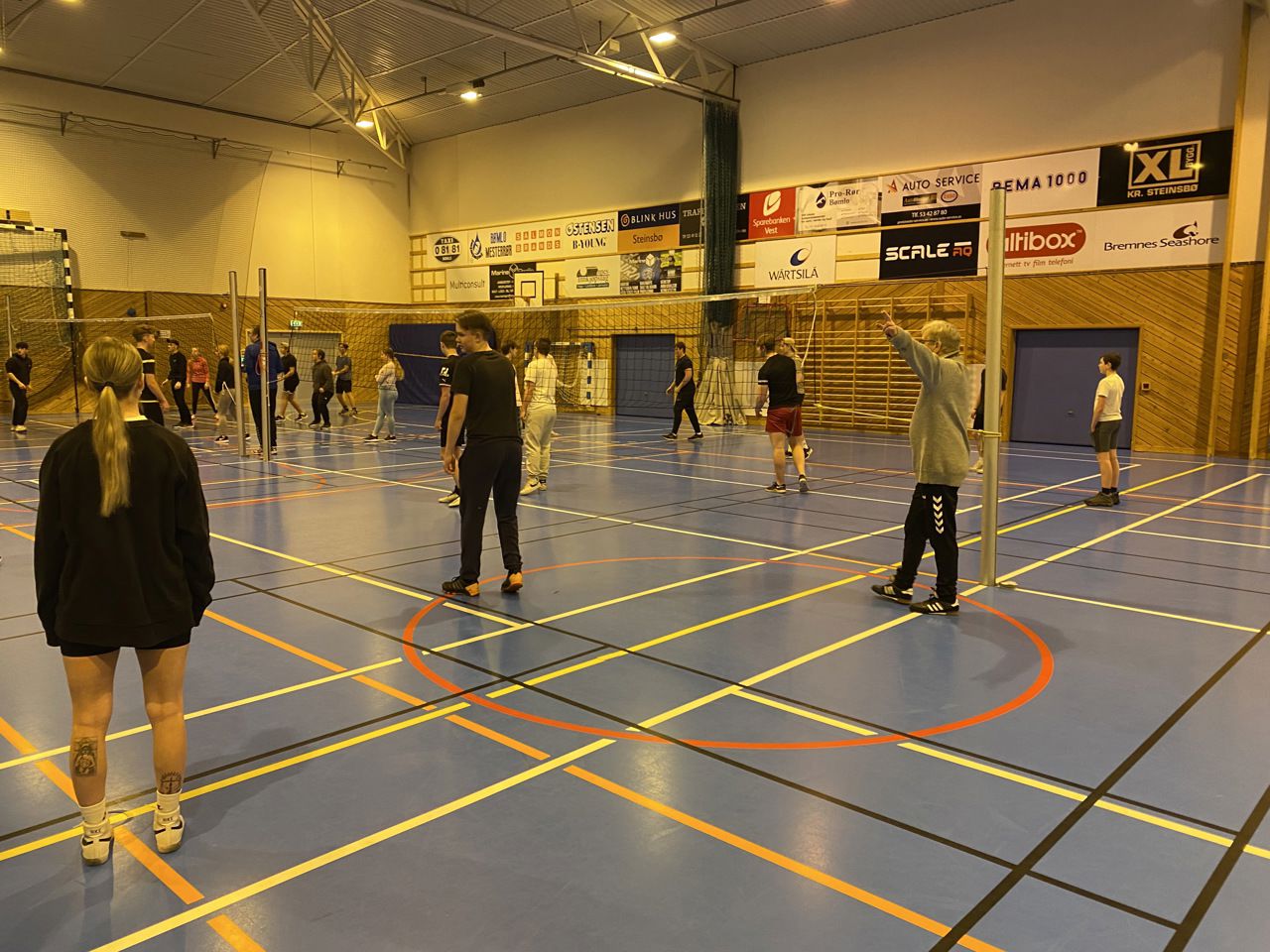 Volleyballturnering for heile skulen