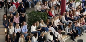 Elevane samla i Fugleberget